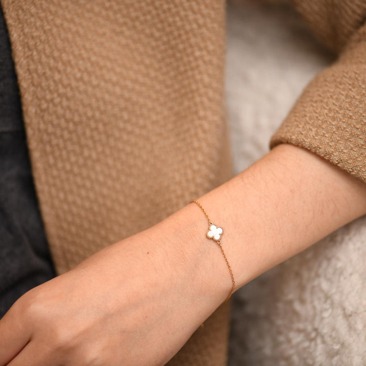 Preowned VCA Sweet Alhambra Mother of Pearl 18K Yellow Gold Bracelet