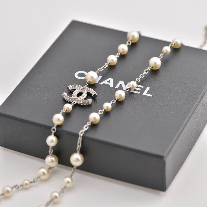 chanel cc necklace