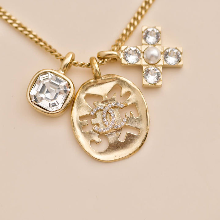 Preloved Chanel 2021 Multi Motif Pendant Necklace