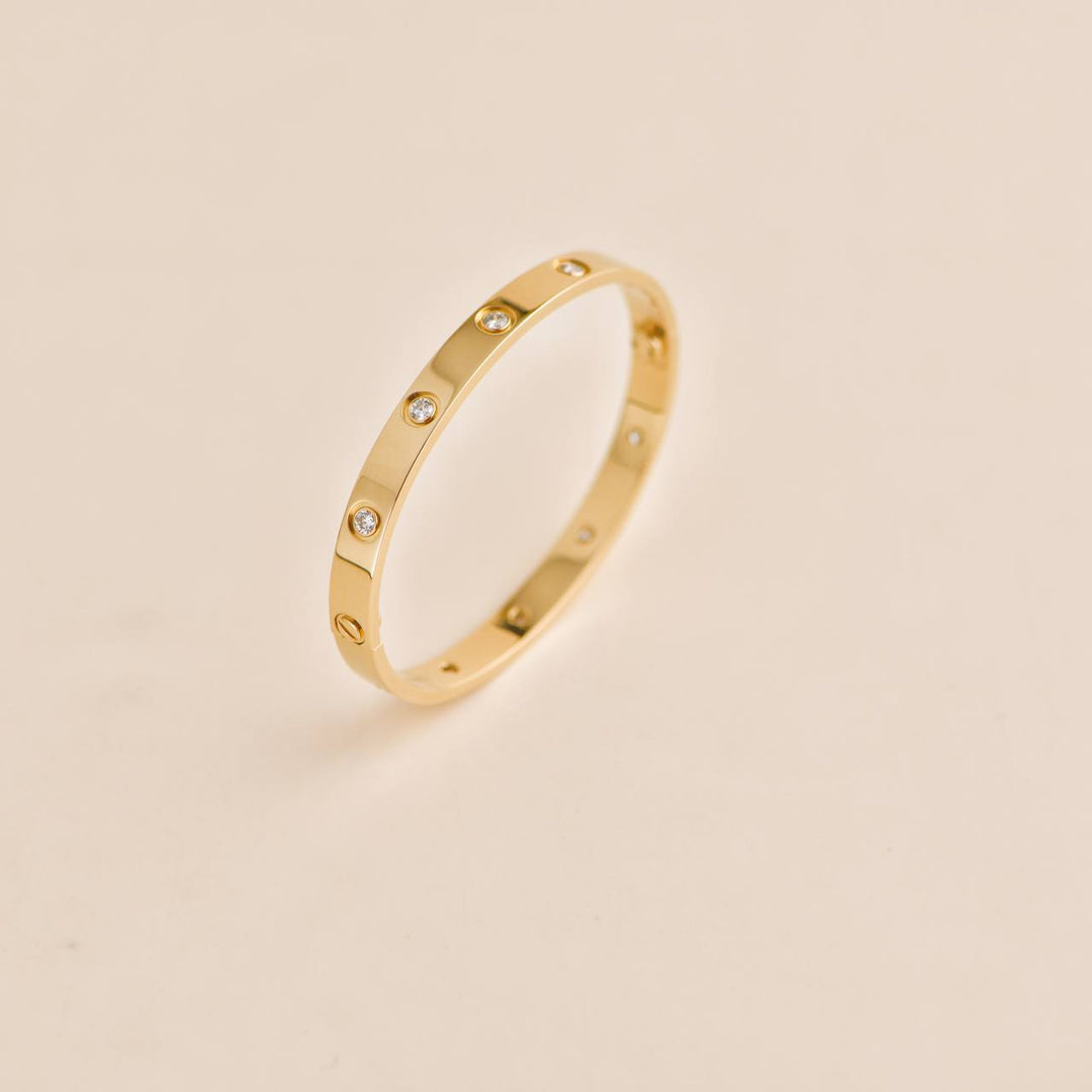 Second Hand Cartier Love 10 Diamond 18K Yellow Gold Bracelet Size 17