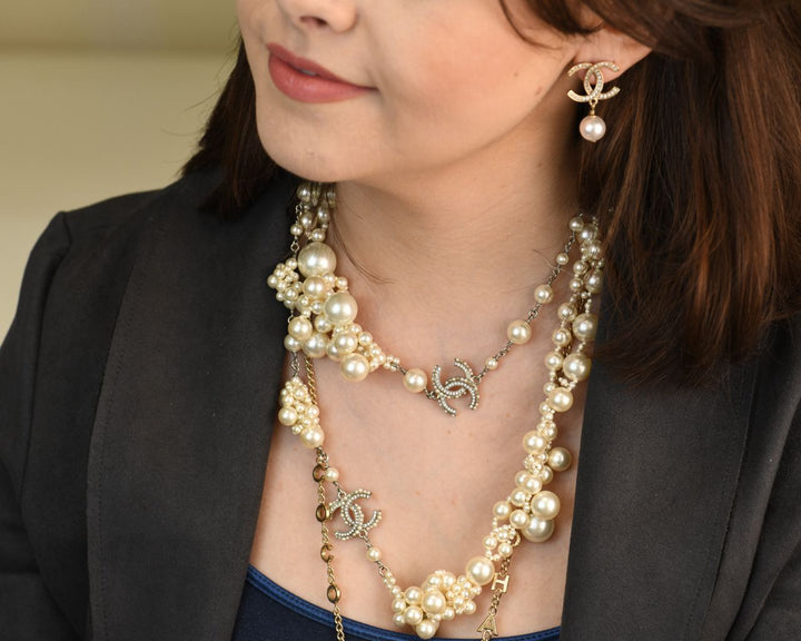 Pre-owned Chanel CC Faux Pearl Drop Pendant Earrings