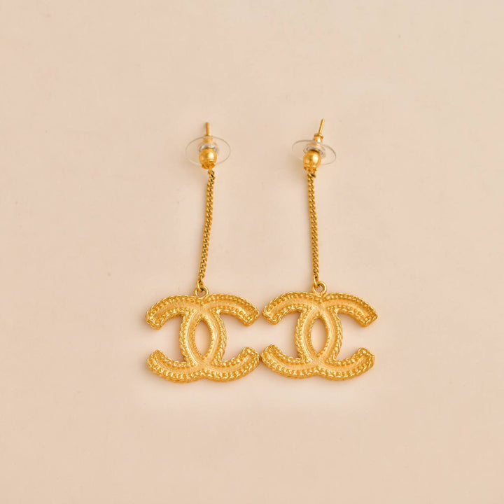 Pre-loved Chanel CC Drop Earrings