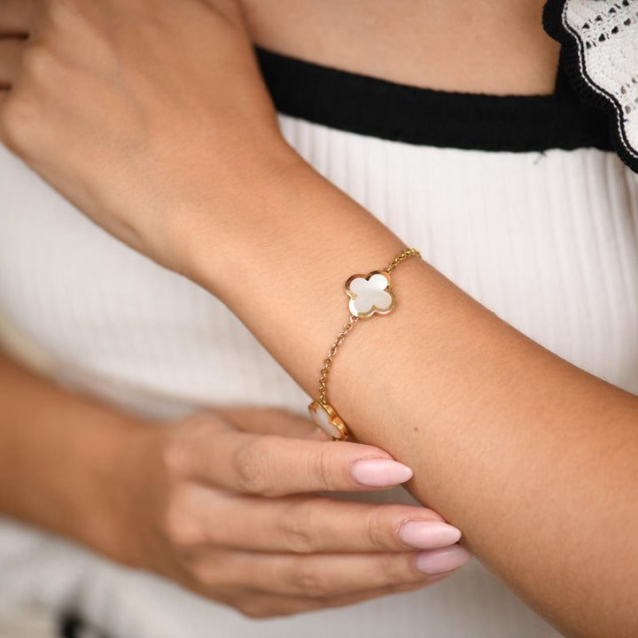 Preowned Van Cleef & Arpels Pure Alhambra Mother of Pearl 18K Yellow Gold Bracelet