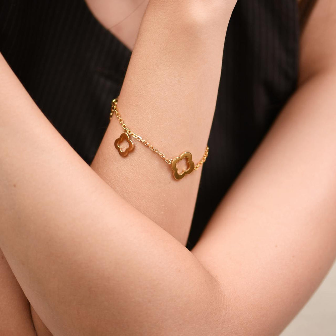 Van Cleef & Arpels Byzantine Alhambra 18K Yellow Gold Bracelet