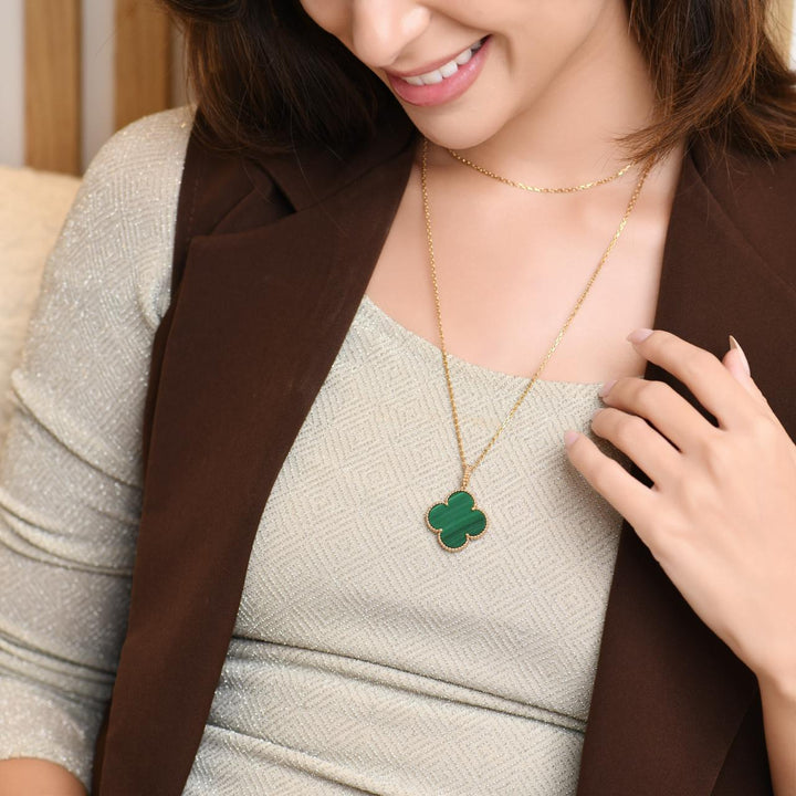 Van Cleef & Arpels Magic Alhambra Malachite 18K Yellow Gold Necklace