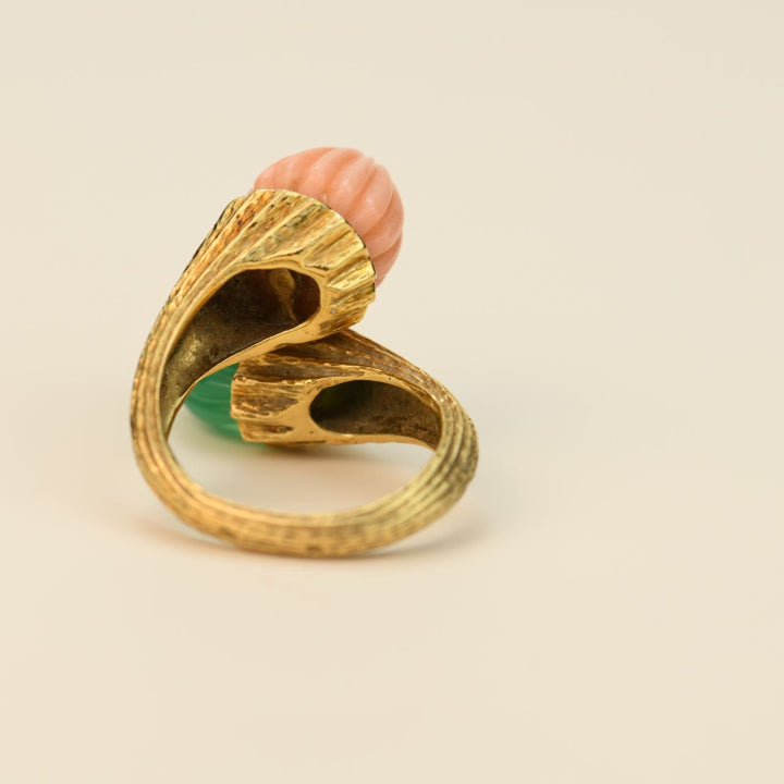 Preowned Coral Chalcedony 18K Yellow Gold Ring