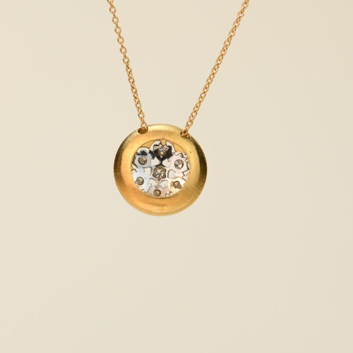 Second Hand Diamond 18K Yellow Gold Pendant Necklace