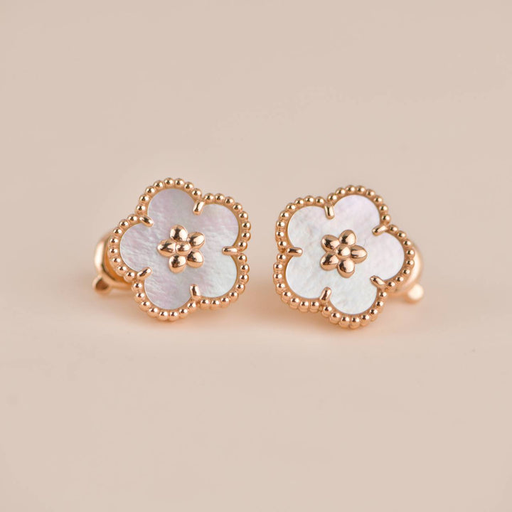 vca Earrings