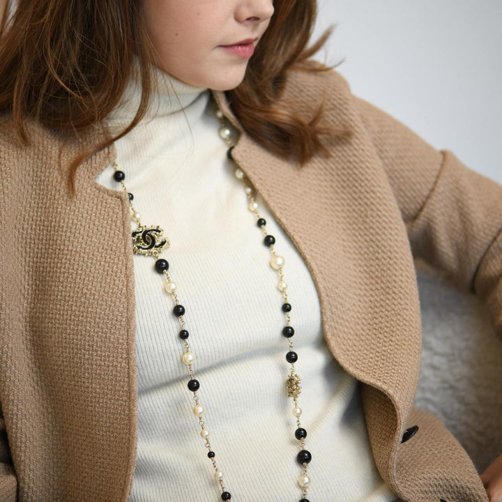 Used Chanel CC Enamel Faux Pearl & Black Beads Baroque Sautoir Necklace