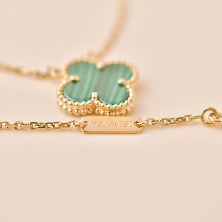 Second Hand Van Cleef Vintage Alhambra Malachite 18K Yellow Gold Pendant Necklace