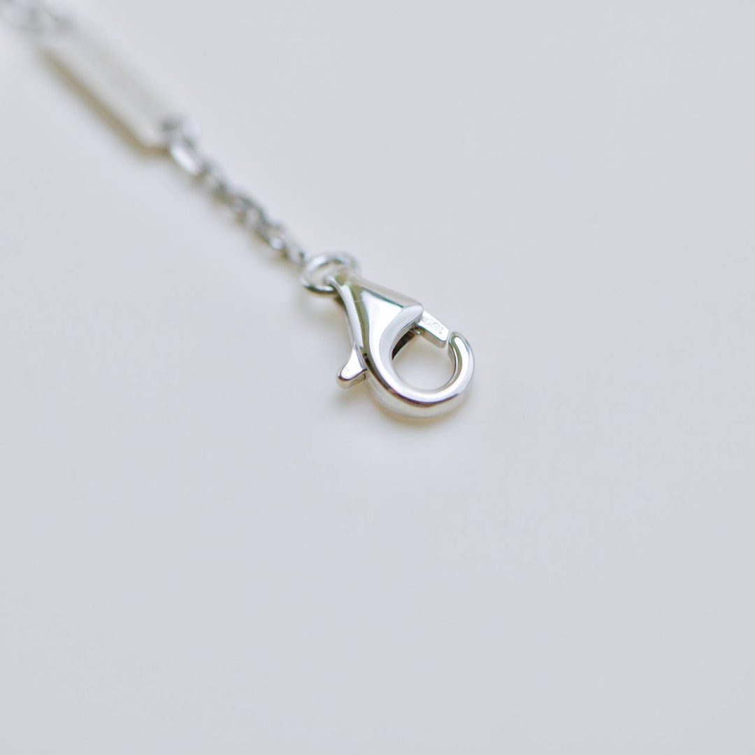 Preowned VCA Magic Alhambra Mother of Pearl 18k White Gold Pendant Necklace