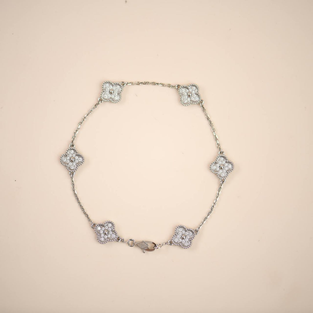 Second Hand Van Cleef Sweet Alhambra Diamond White Gold 6 Motif Bracelet