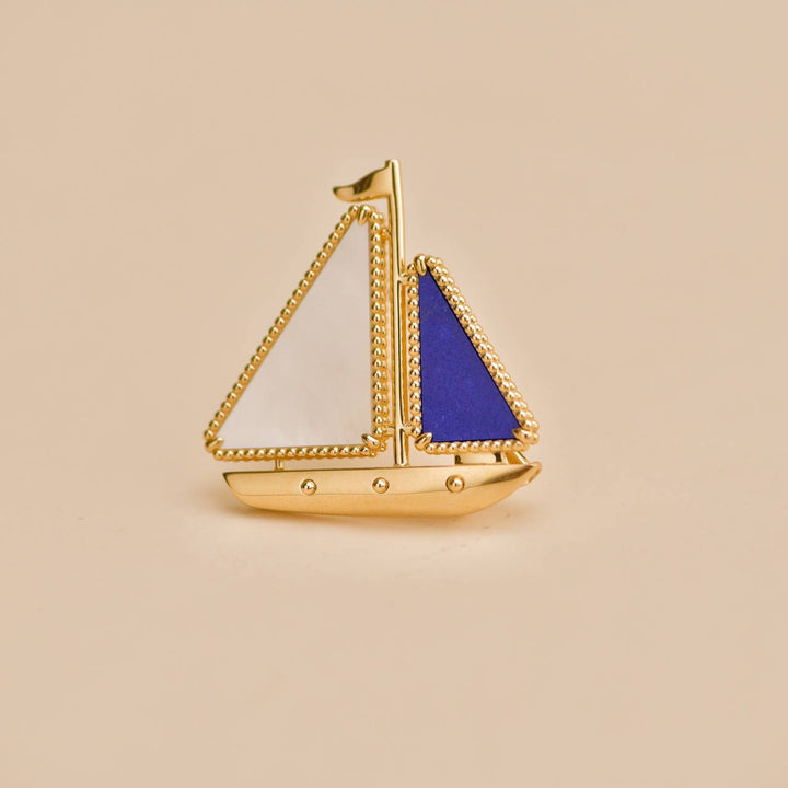 Second Hand Van Cleef Lapis Lazuli Mother of pearl Lucky Summer Boat clip