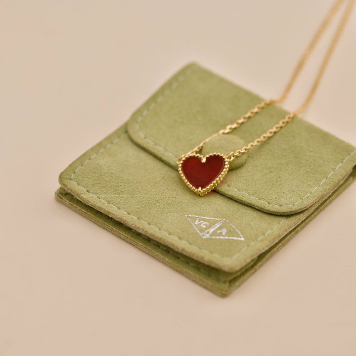 Second Hand Van Cleef & Arpels Sweet Alhambra Carnelian Heart 18K Rose Gold Pendant