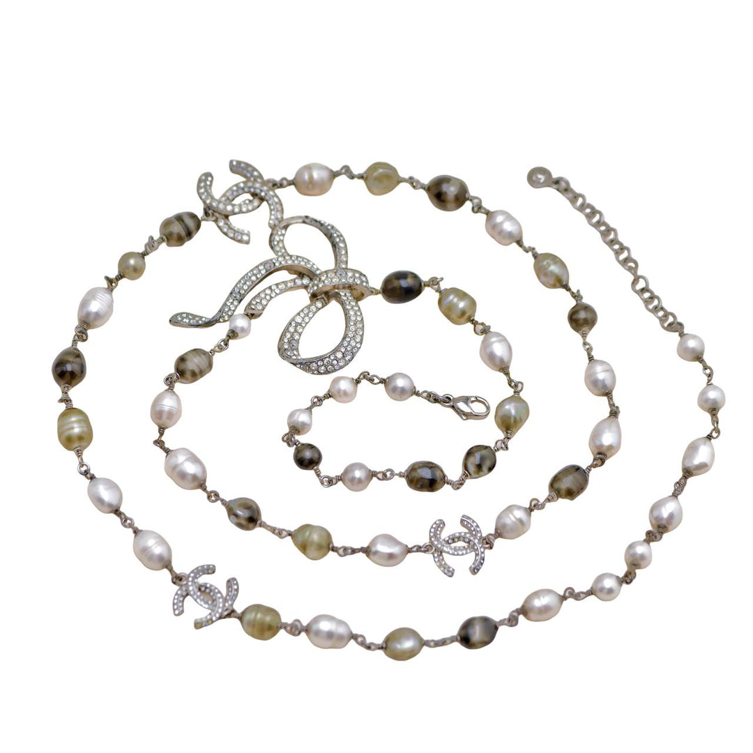 Preloved Chanel CC Collection Faux Pearl Crystal Bow Bead Necklace