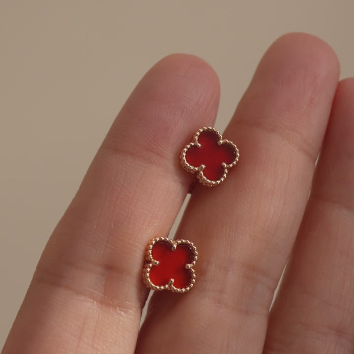 Second Hand Van Cleef & Arpels Sweet Alhambra Carnelian 18K Rose Gold Earstuds