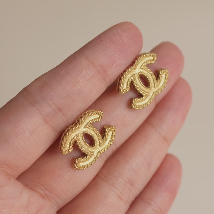Preowned Chanel Gold Tone CC Logo Stud Earrings