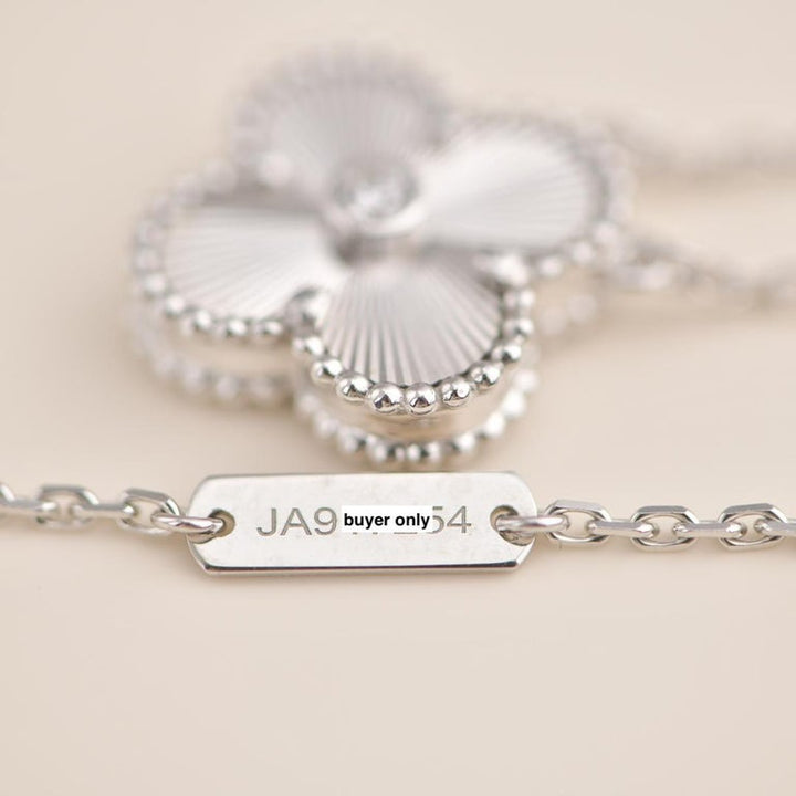 Preloved VCA Vintage Alhambra 2020 Holiday Pendant Necklace