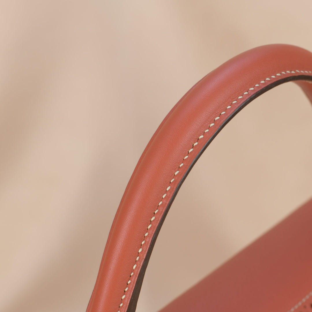 Hermès Kelly 32 Ghillies Retourne Swift Leather with Palladium Hardware