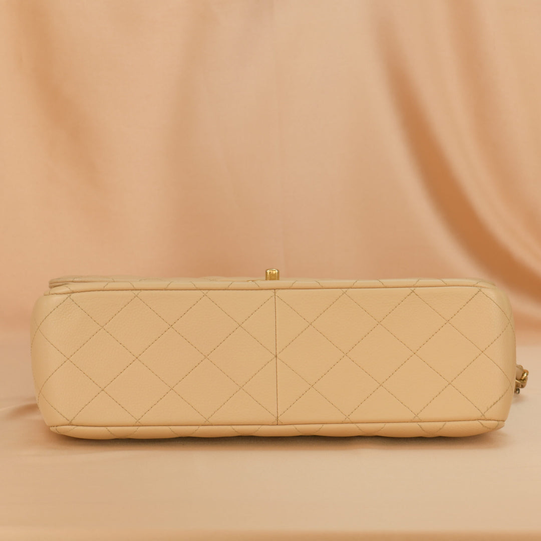 Chanel carviar Bag