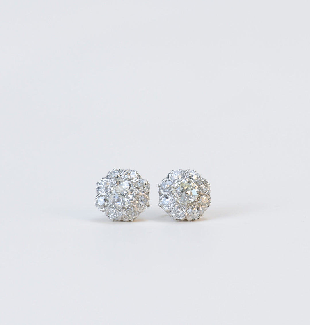 Used Diamond Platinum Stud Earrings