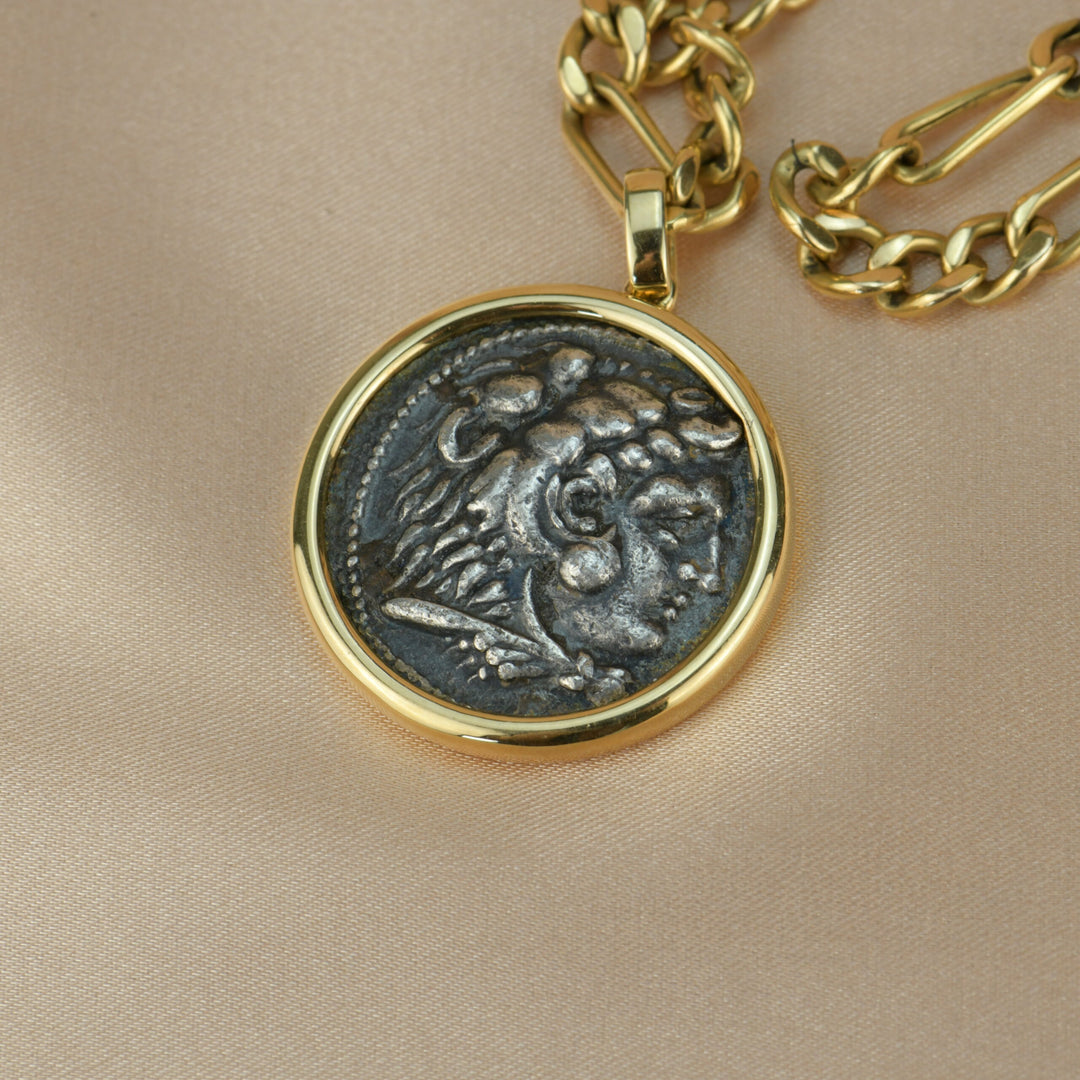 Preowned Coin 18K Yellow Gold Pendant Necklace