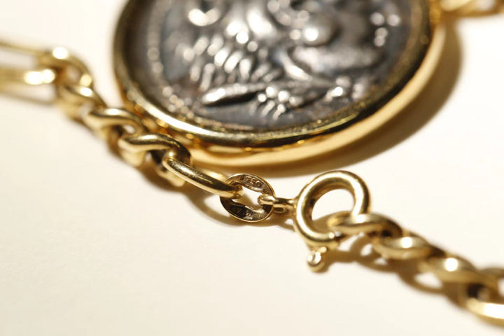 Second Hand Coin 18K Yellow Gold Pendant Necklace