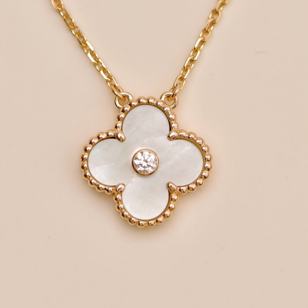 Second Hand Authentic Van Cleef Alhambra 2012 Holiday Necklace Diamond Mother of Pearl