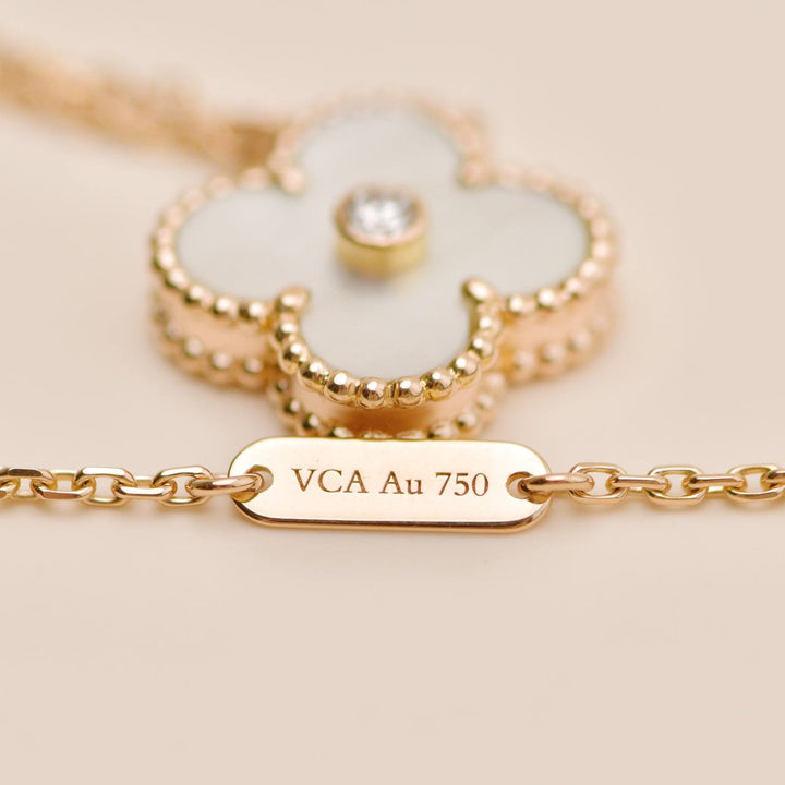 Second Hand Authentic VCA Alhambra 2012 Holiday Necklace Diamond Mother of Pearl
