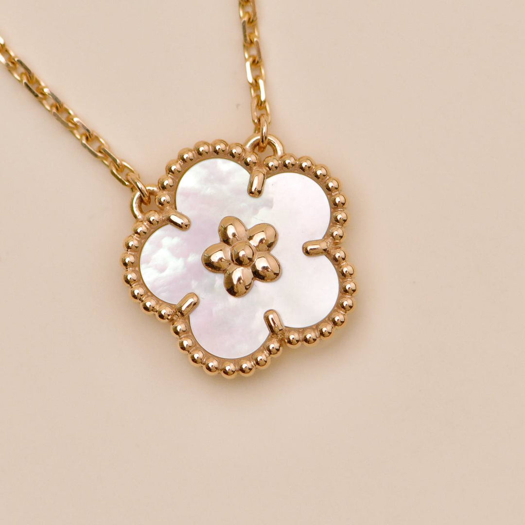 Second Hand Authentic Van Cleef & Arpels Lucky Spring Plum Blossom Pendant Mother of Pearl 18K Rose Gold