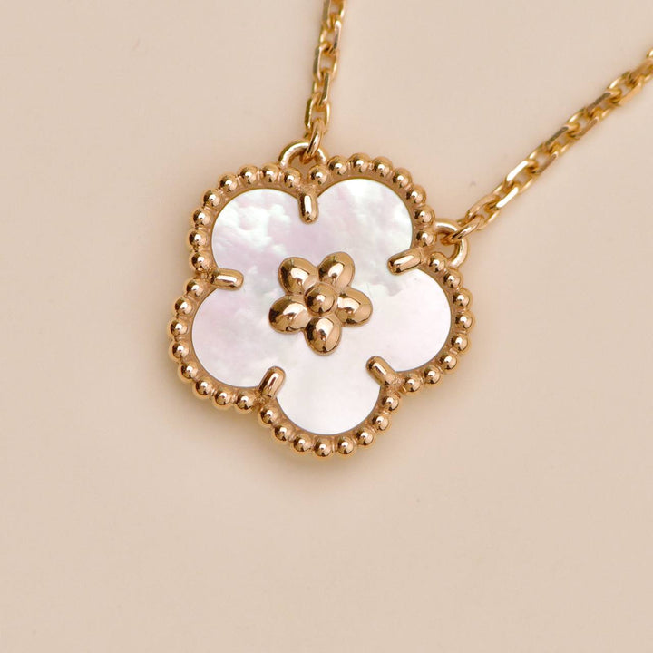 Used Authentic Van Cleef & Arpels Lucky Spring Plum Blossom Pendant Mother of Pearl 18K Rose Gold