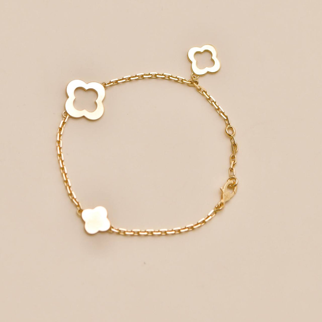 Van Cleef & Arpels Byzantine Alhambra Bracelet 18K Yellow Gold