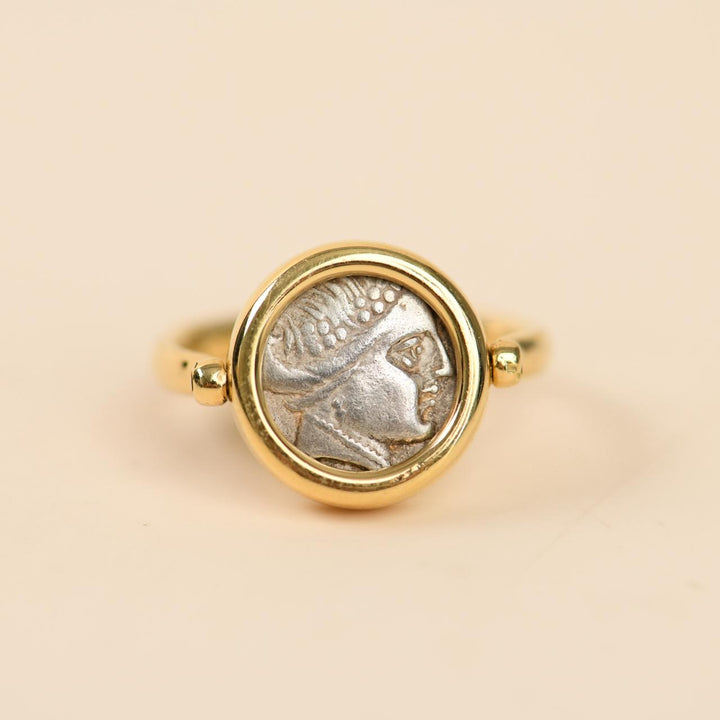 Authentic Bvlgari Vintage Monete Reversible Coin Swivel Ring 18K Yellow Gold