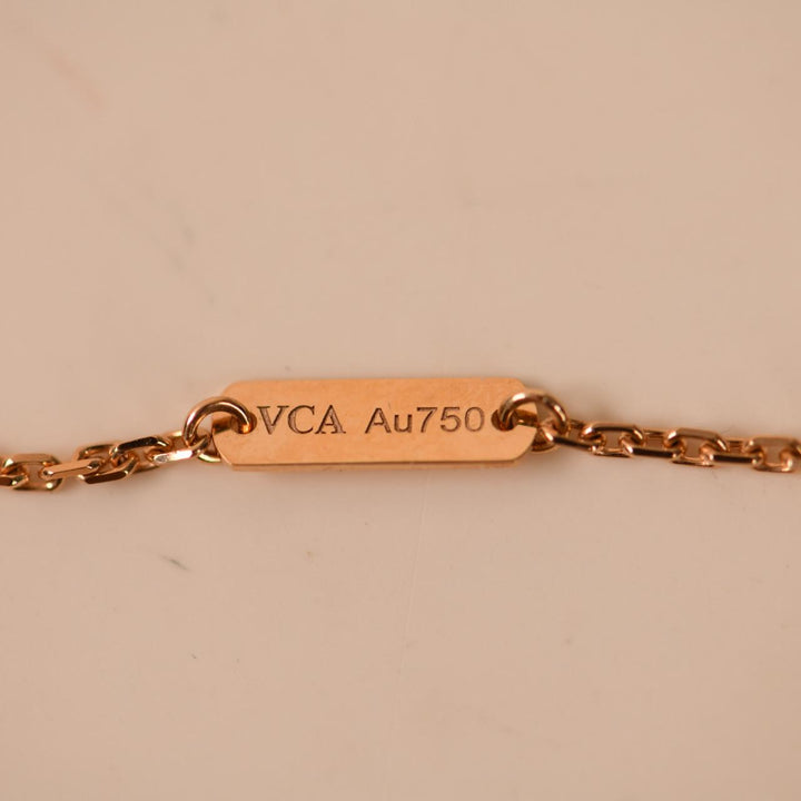 Second Hand VCA 2025 Holiday Pendant Pink Mother of Pearl