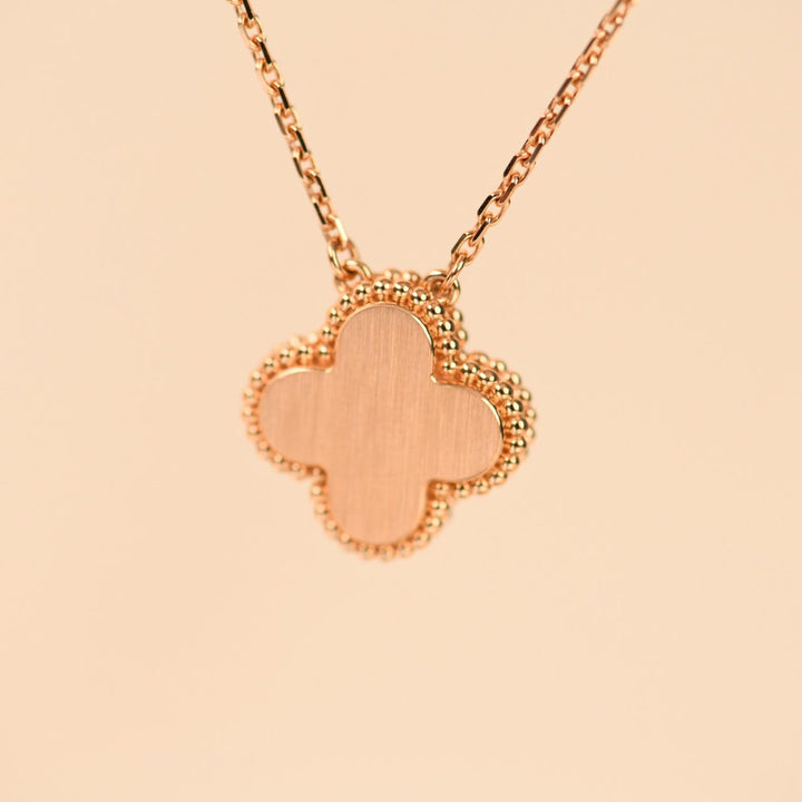 Preowned VCA 2025 Holiday Pendant Pink Mother of Pearl