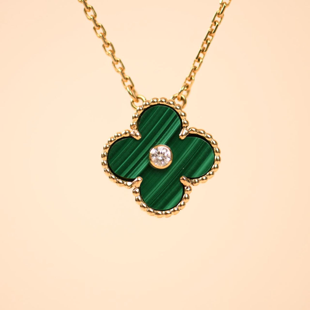 Preowned Authentic Van Cleef Alhambra 2013 Holiday Pendant Necklace Diamond Malachite 