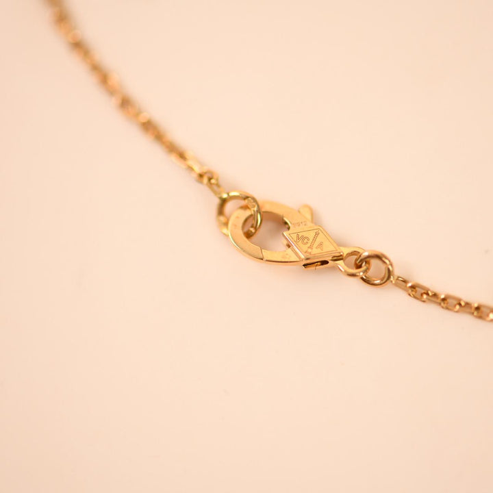 Second Hand Authentic Van Cleef Vintage Alhambra Necklace Mother of Pearl 18K Yellow Gold