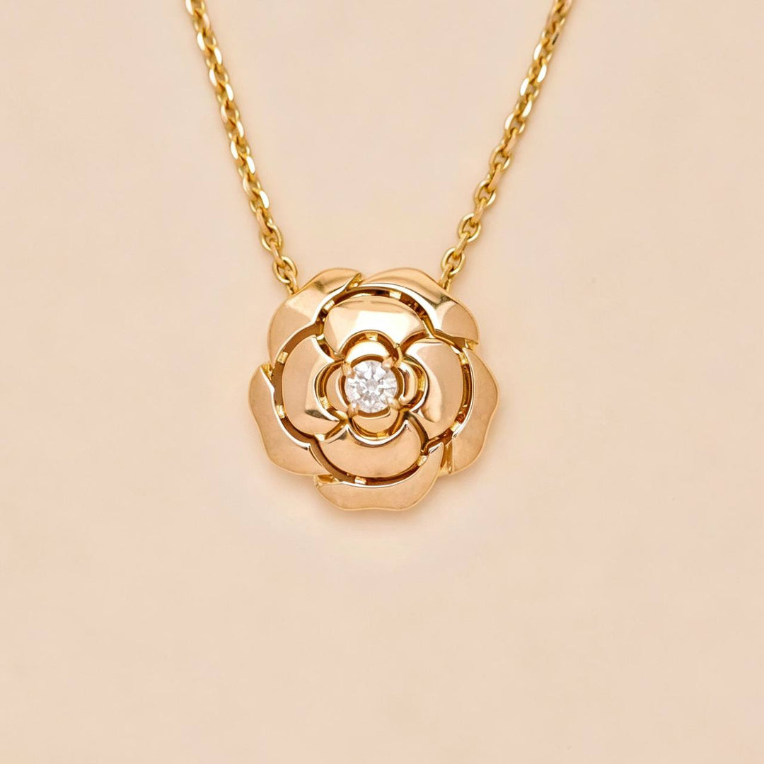 Authentic Chanel Extrait de Camélia Necklace Diamond 18K Rose Gold
