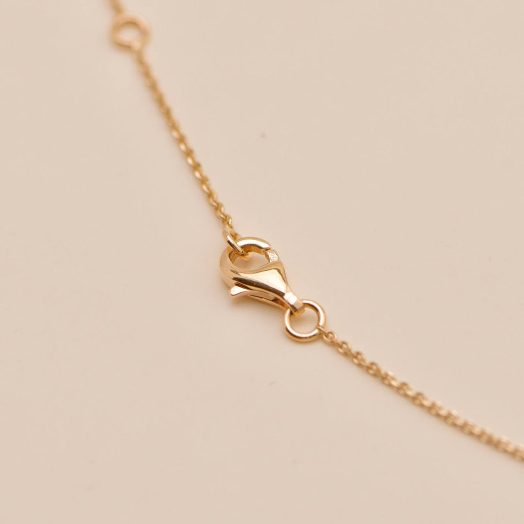 Preowned Chanel Extrait de Camélia Necklace 