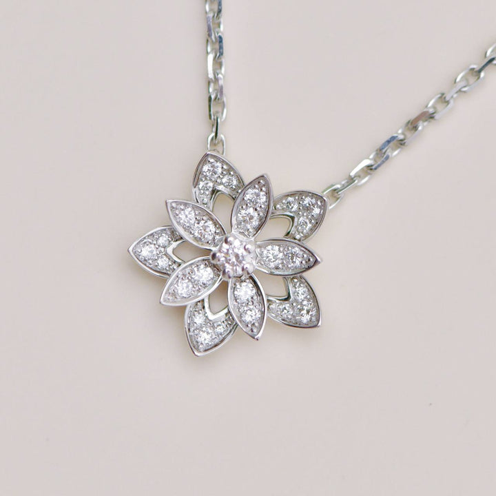 Preowned Authentic Van Cleef Lotus Openwork Diamond Pendant 18K White Gold Mini Model