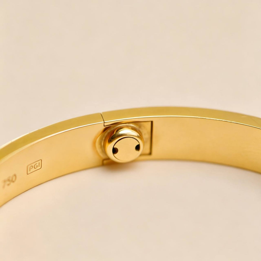 Authentic Cartier Love Bracelet Classic Model 18K Yellow Gold Size 18