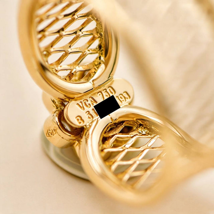 Preloved Authentic Van Cleef & Arpels Fleurette Ring Diamond 18K Yellow Gold 