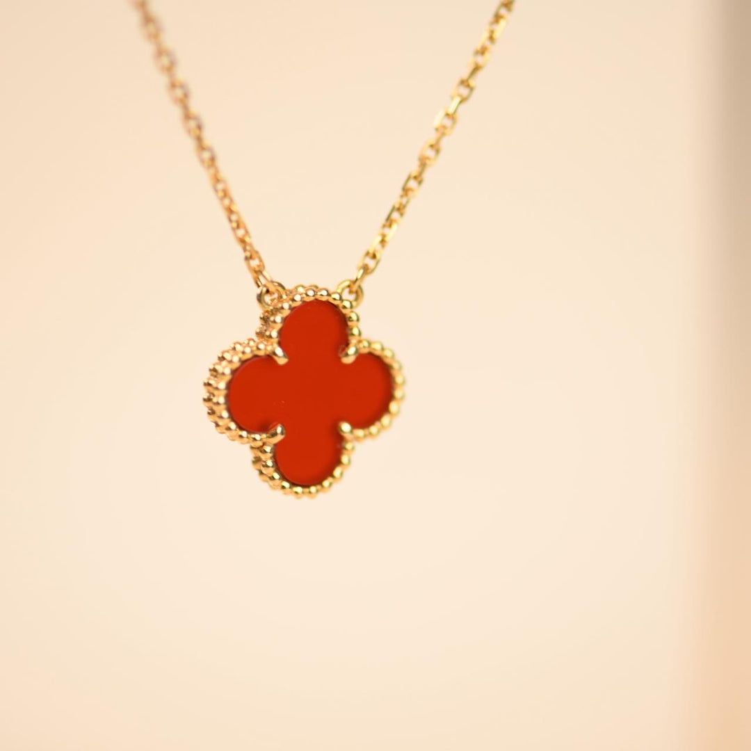 Preloved Authentic Van Cleef Vintage Alhambra Carnelian Pendant 18K Yellow Gold