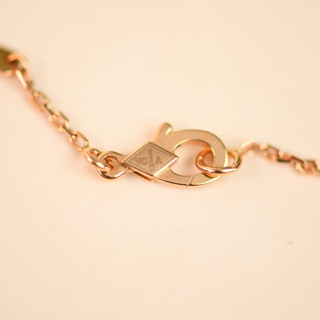 Second Hand VCA Alhambra 2021 Holiday Pendant Rhodonite Diamond