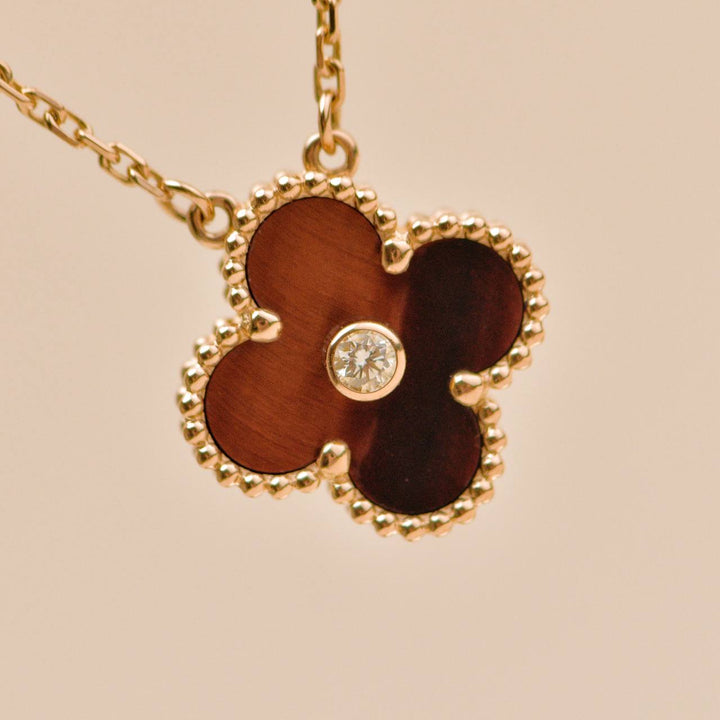 Authentic Van Cleef & Arpels Alhambra 2017 Holiday Pendant Necklace Bullseye