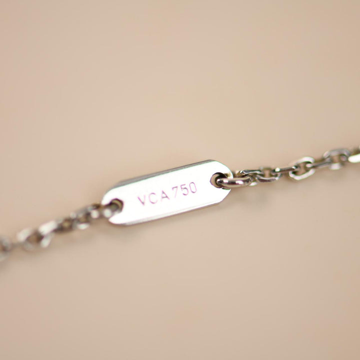 Preloved Authentic Van Cleef Lucky Star Pendant Grey Mother of Pearl 18K White Gold
