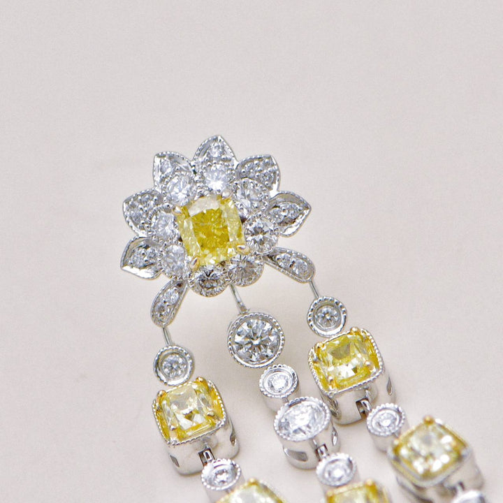 Chandelier Diamonds 18K White Gold Earrings