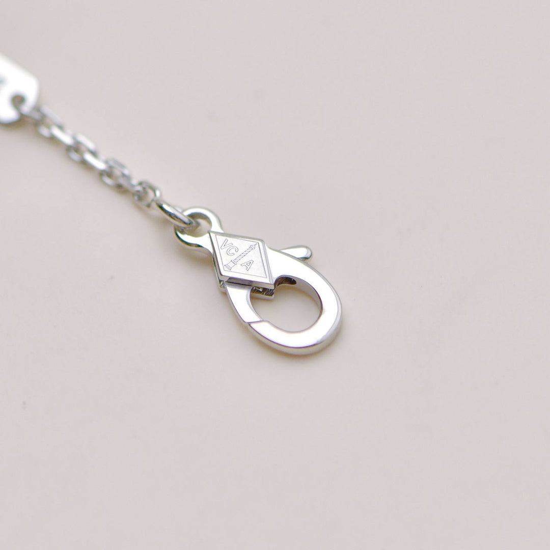 Second Hand Authentic Van Cleef Vintage Alhambra Pendant Mother of Pearl in 18K White Gold