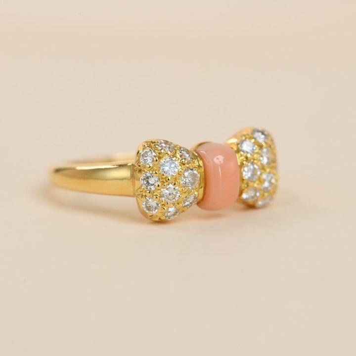 Preowned Authentic Van Cleef Coral Diamond Bow Ring 18K Yellow Gold 