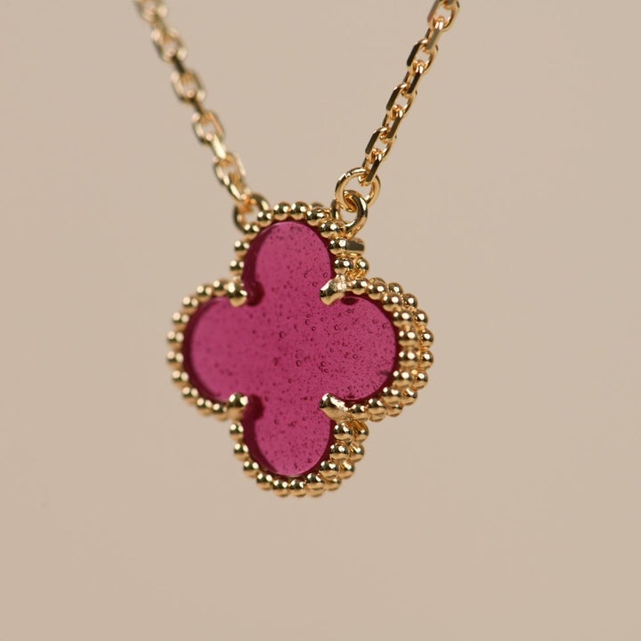 Brand New Authentic VCA Vintage Alhambra Enamel Pendant 18K Yellow Gold